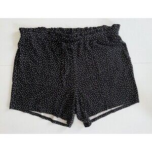 Torrid 5 Inch Pull-On Studio Luxe Mid-Rise Paperbag Waist Short Size 1 XL Black